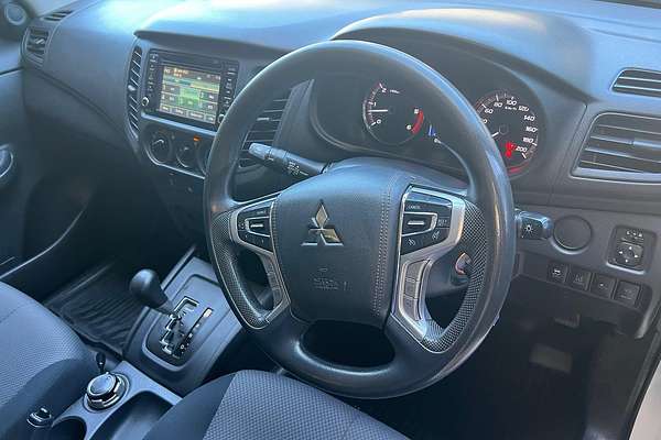 2019 Mitsubishi Triton GLX ADAS MR 4X4