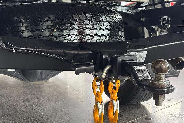 2023 Toyota Hilux SR GUN126R 4X4