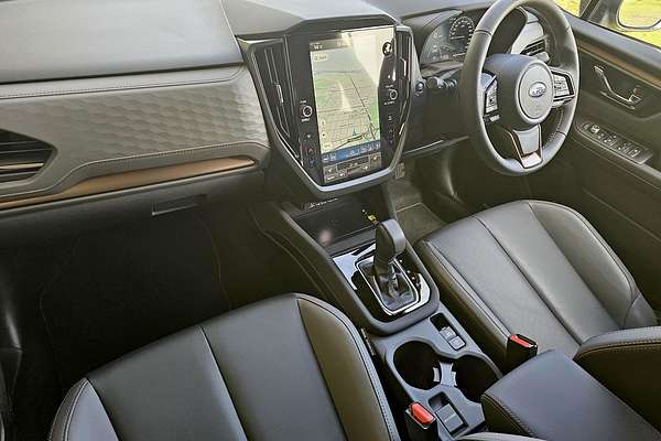 2025 Subaru Forester Hybrid Sport S6