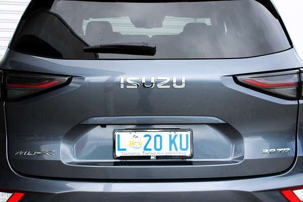 2023 Isuzu MU-X LS-U