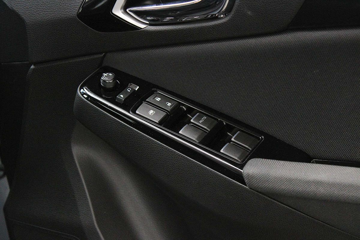 2023 Isuzu MU-X LS-U