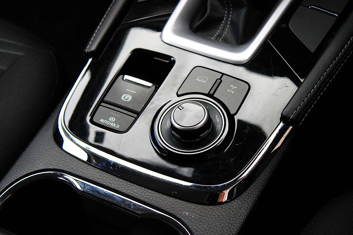 2023 Isuzu MU-X LS-U