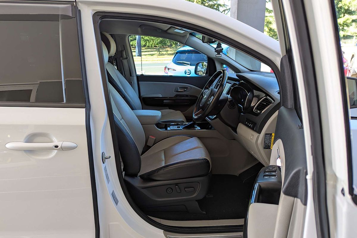 2019 Kia Carnival Platinum YP