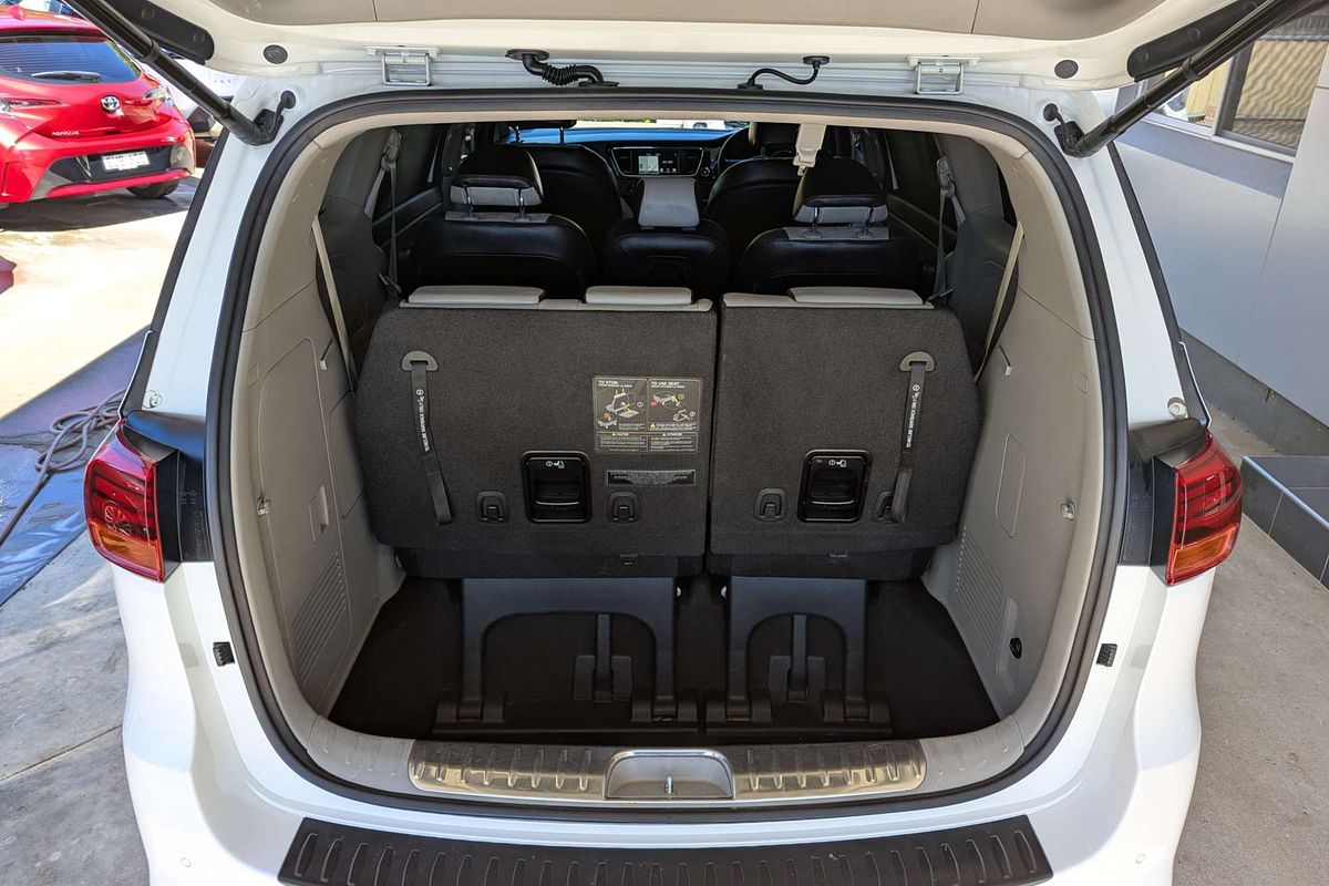 2019 Kia Carnival Platinum YP