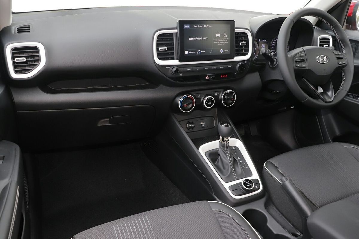 2025 Hyundai Venue Active QX.V5