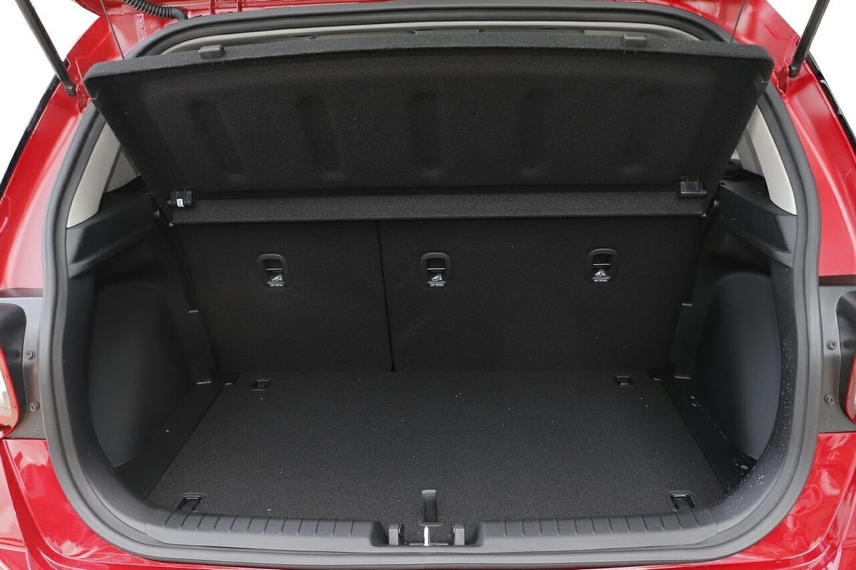 2025 Hyundai Venue Active QX.V5