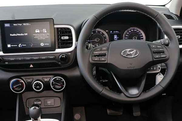 2025 Hyundai Venue Active QX.V5