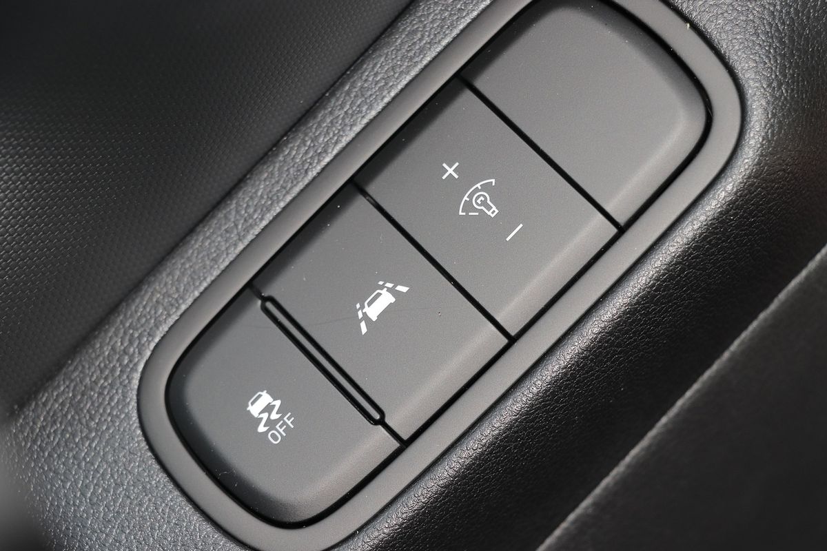 2025 Hyundai Venue Active QX.V5