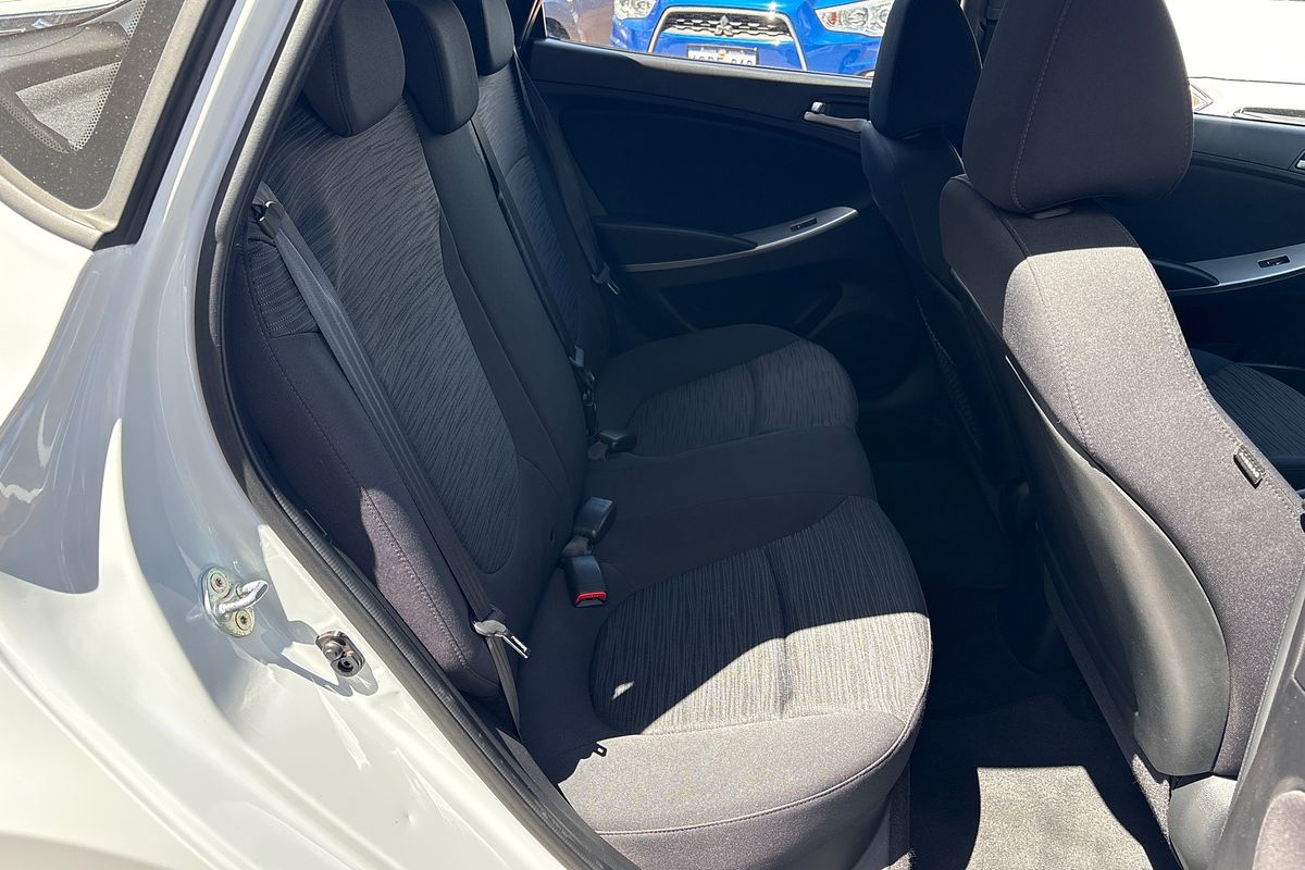 2019 Hyundai Accent Sport RB6