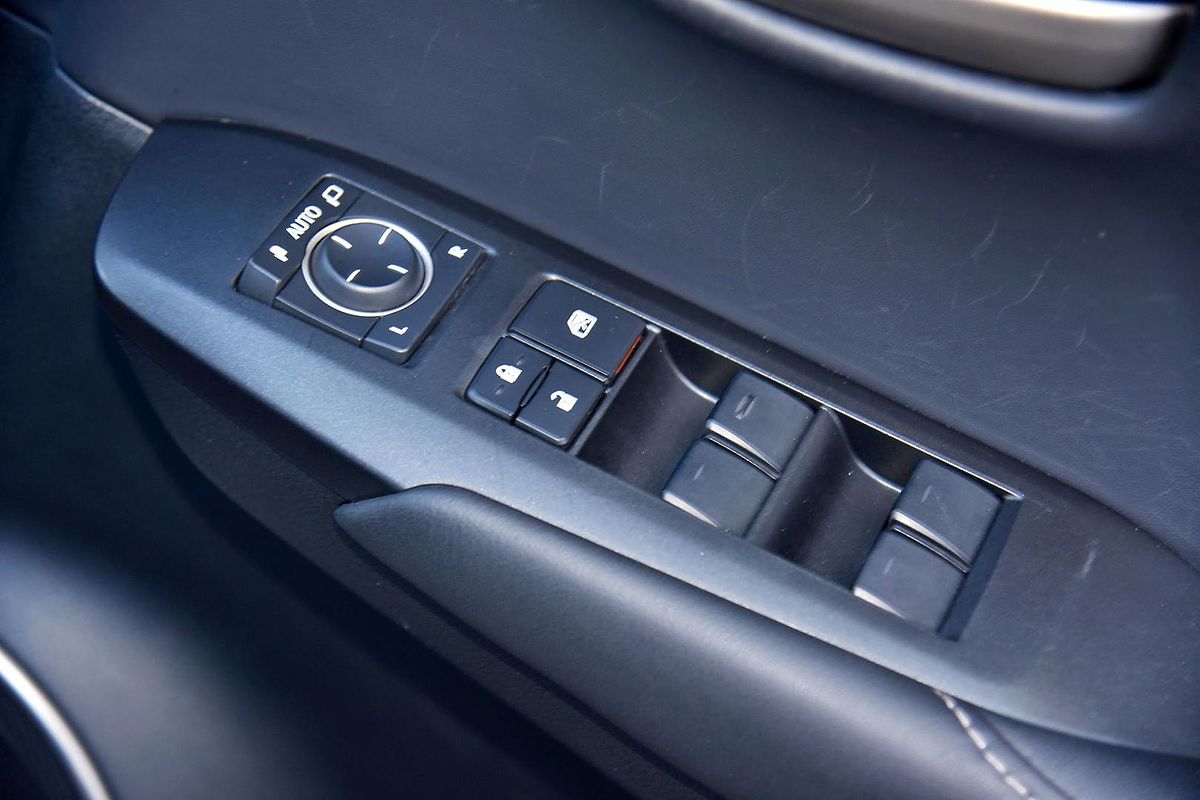 2017 Lexus NX NX200t Luxury