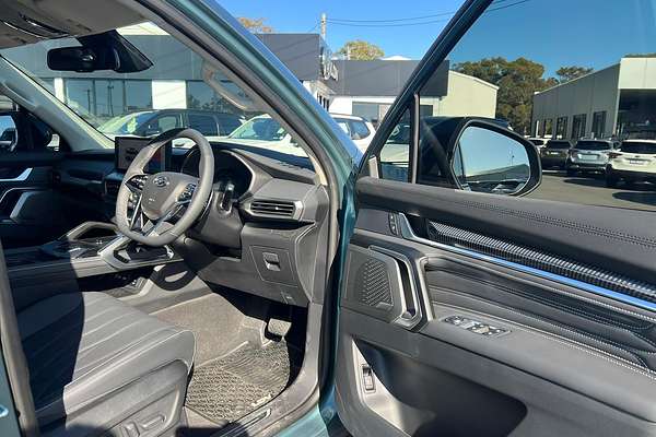 2025 LDV D90 Executive SV9A