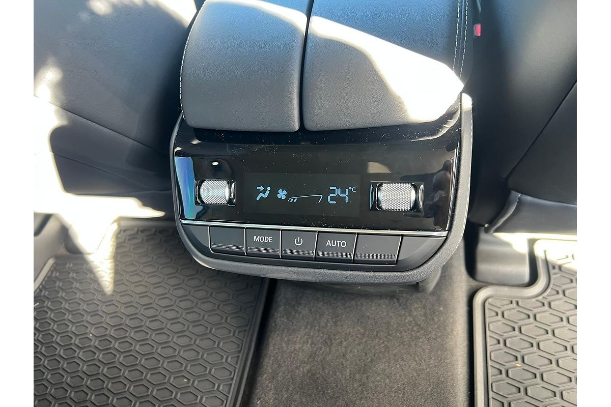 2025 LDV D90 Executive SV9A