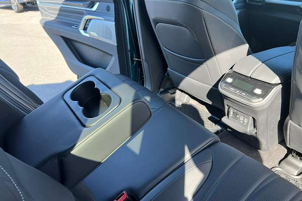 2025 LDV D90 Executive SV9A