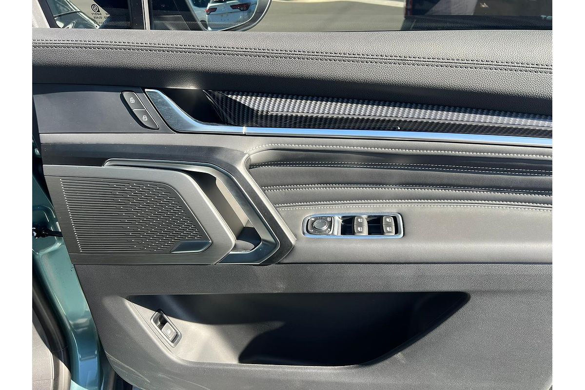 2025 LDV D90 Executive SV9A