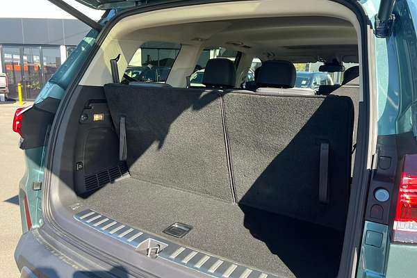 2025 LDV D90 Executive SV9A