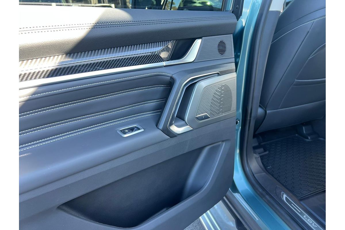 2025 LDV D90 Executive SV9A