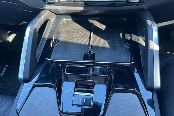 2025 LDV D90 Executive SV9A