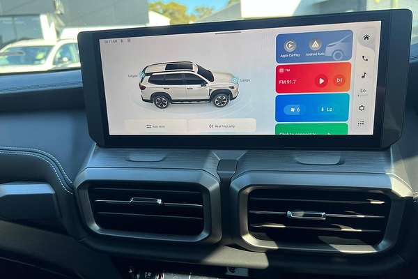 2025 LDV D90 Executive SV9A