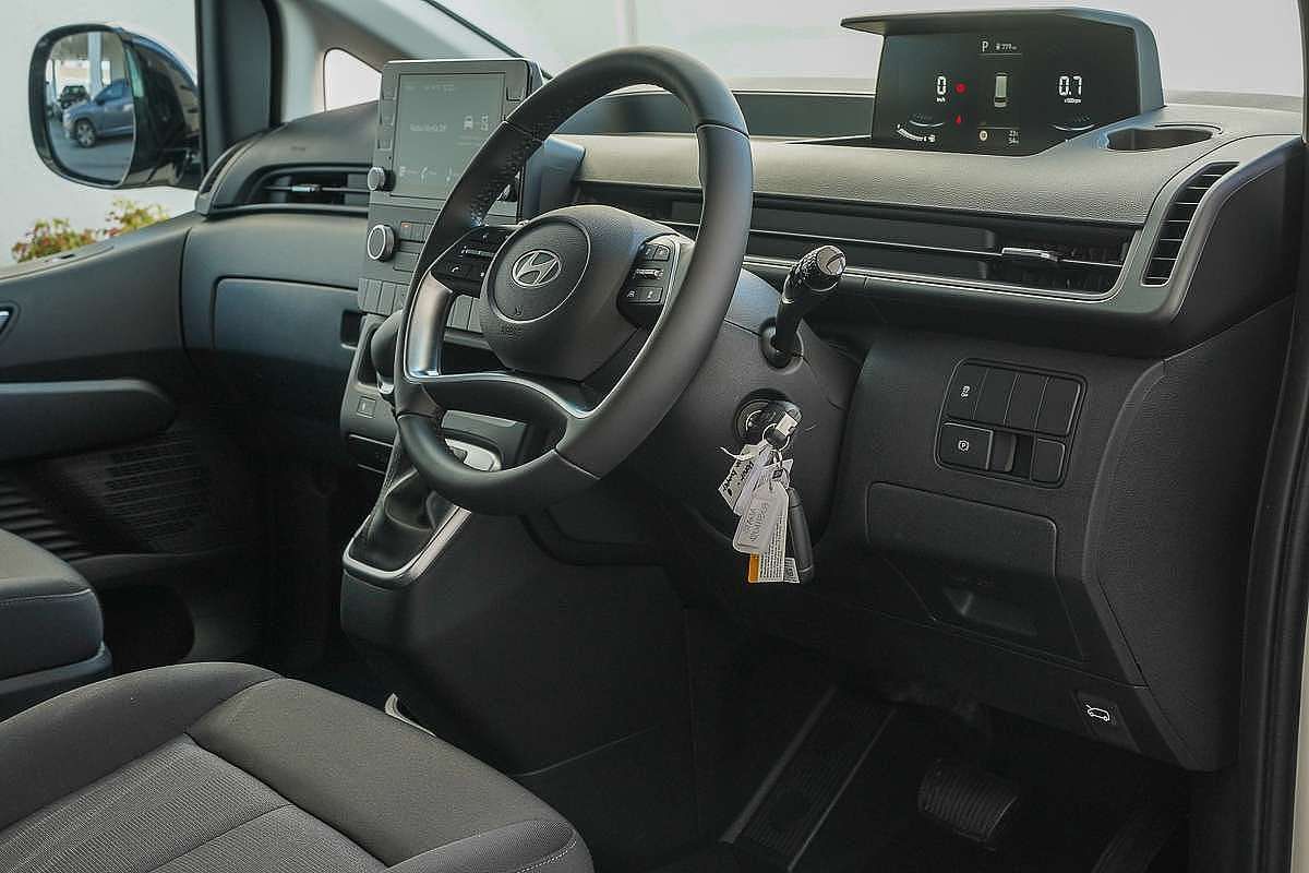2025 Hyundai STARIA LOAD  US4.V3