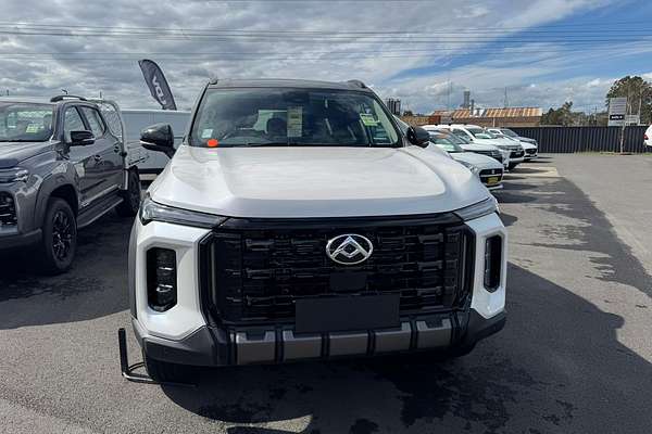 2025 LDV D90 Executive SV9A