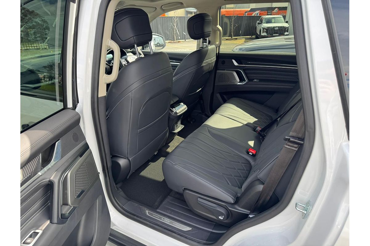 2025 LDV D90 Executive SV9A