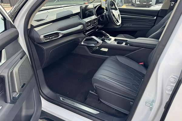 2025 LDV D90 Executive SV9A