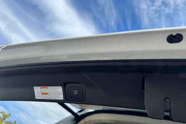 2025 LDV D90 Executive SV9A