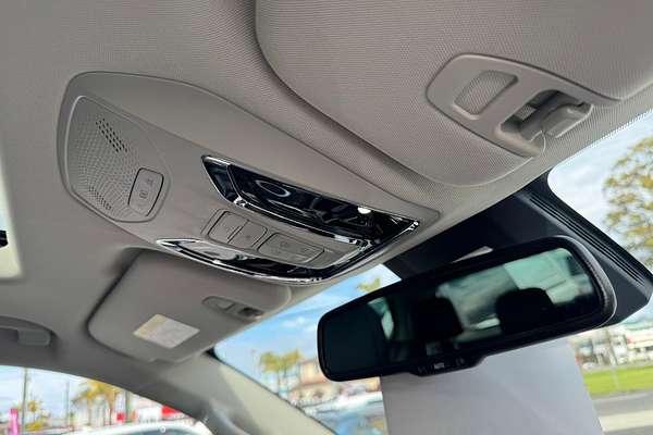 2025 LDV D90 Executive SV9A