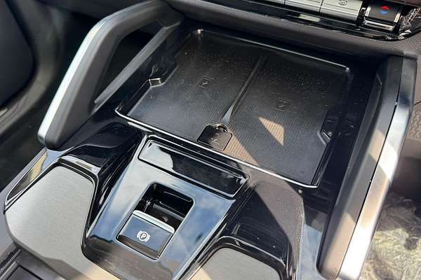 2025 LDV D90 Executive SV9A