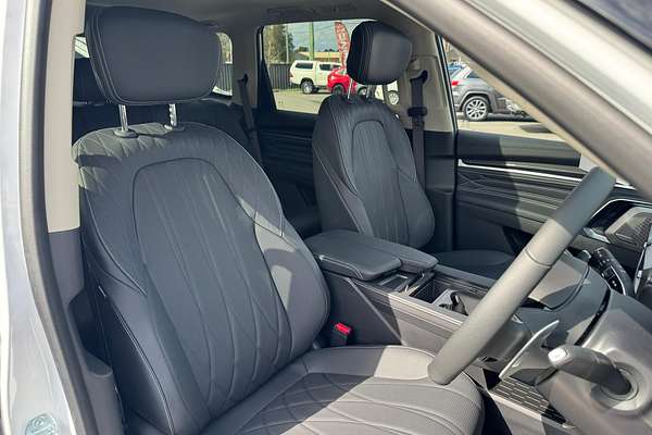 2025 LDV D90 Executive SV9A