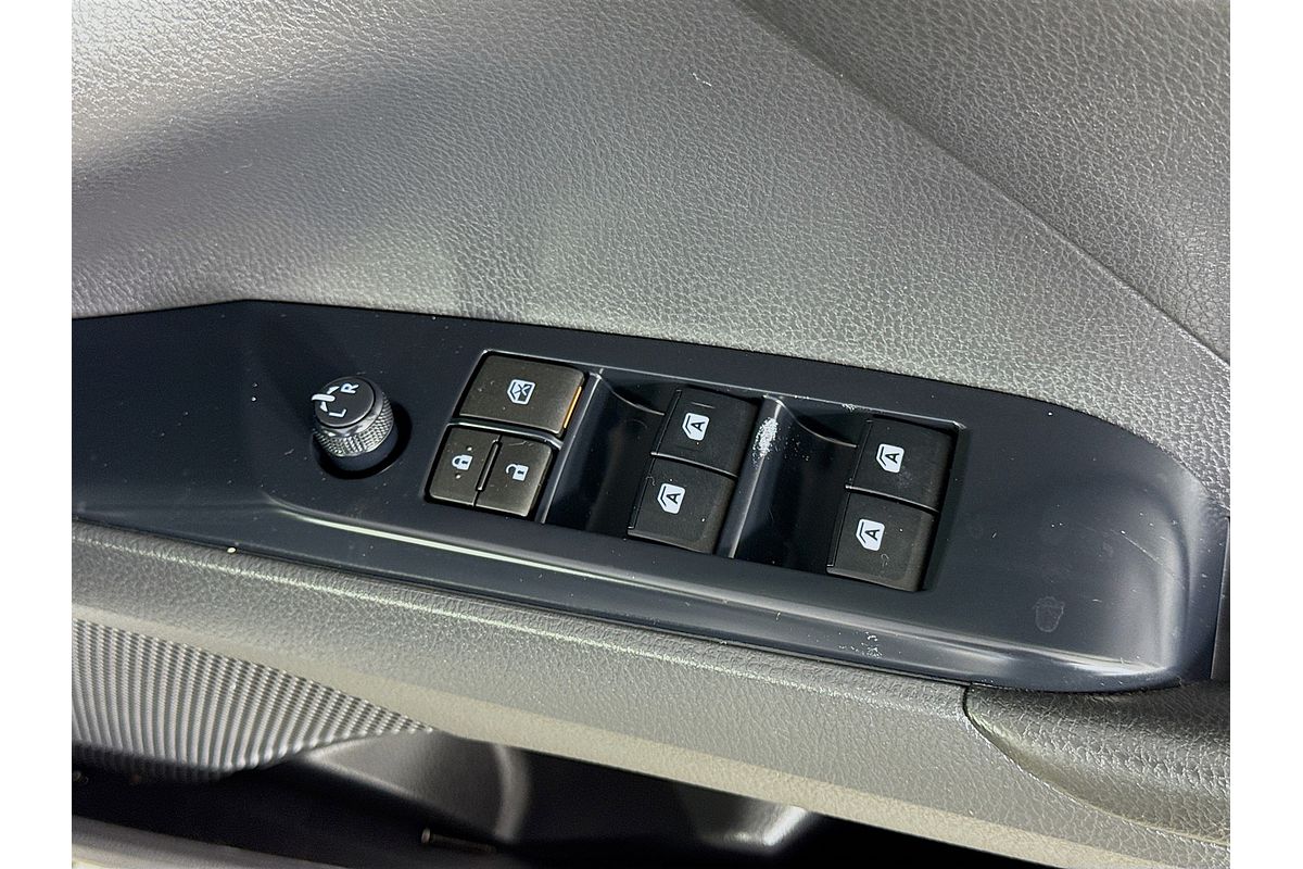 2020 Toyota Camry Ascent AXVH71R