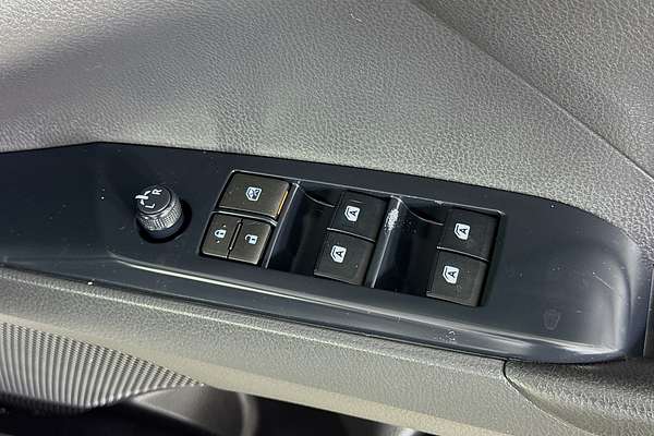 2020 Toyota Camry Ascent AXVH71R