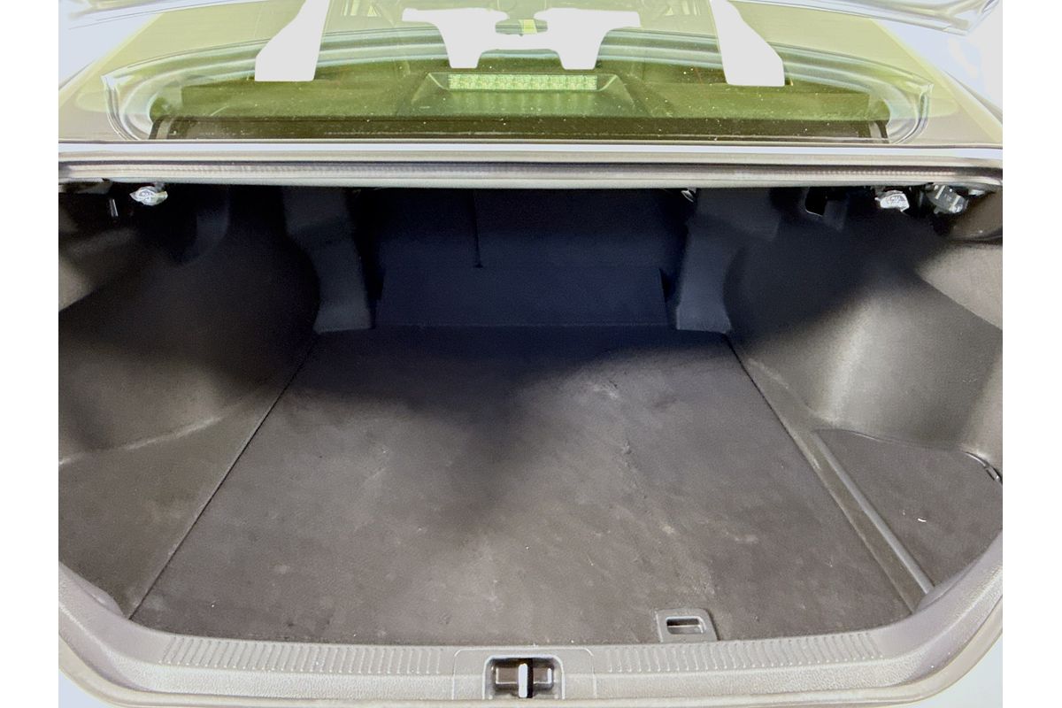 2020 Toyota Camry Ascent AXVH71R