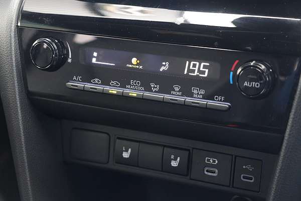 2025 Toyota Yaris Cross Urban MXPJ10R