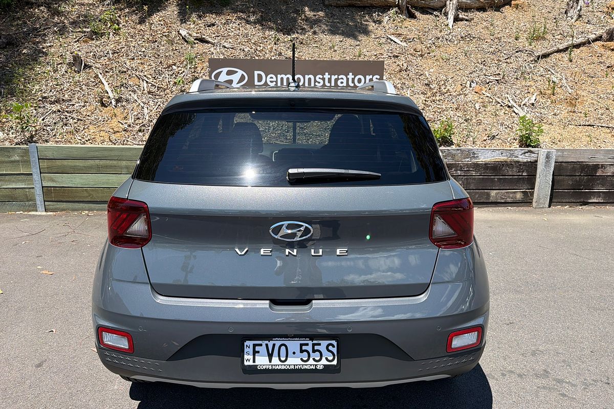 2025 Hyundai Venue Elite QX.V5