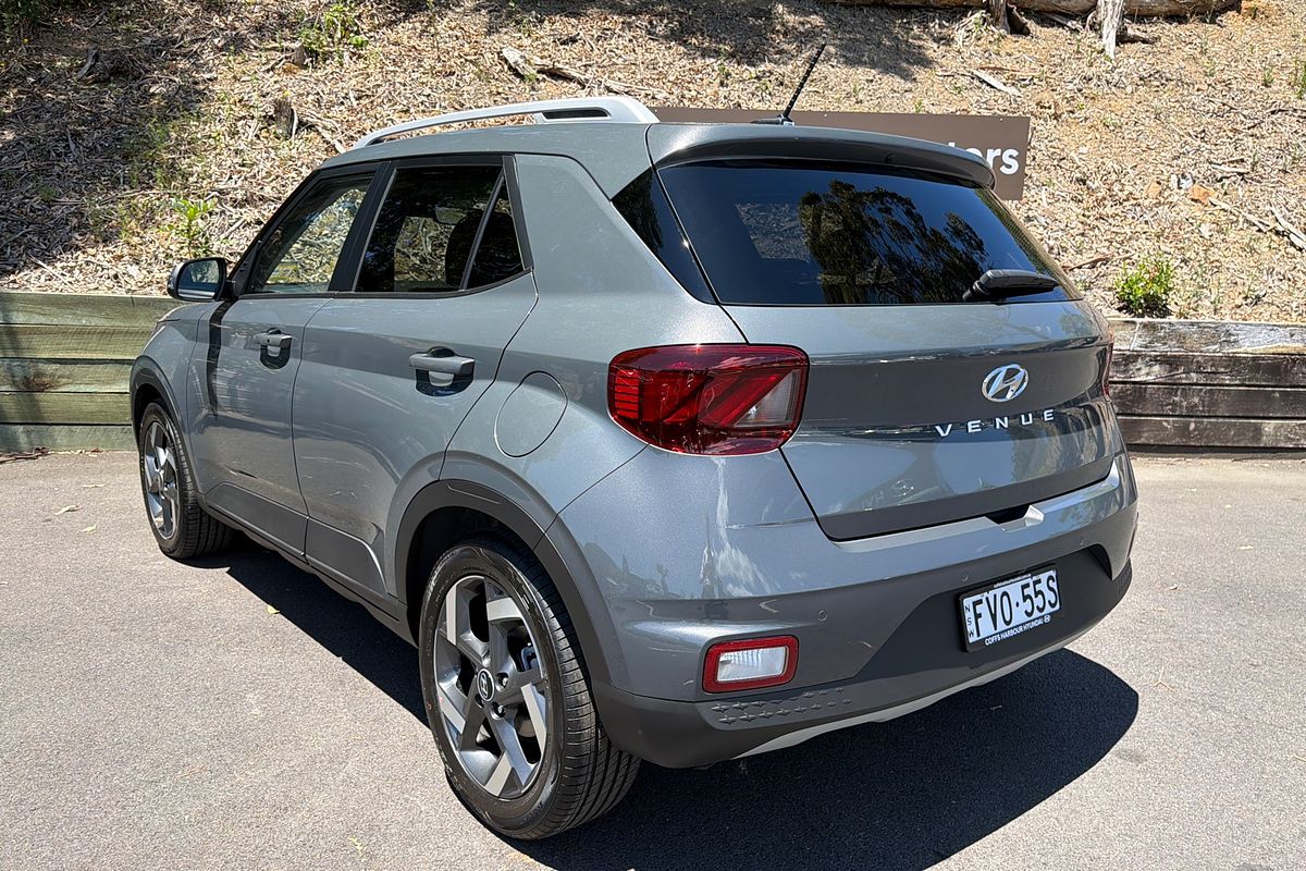 2025 Hyundai Venue Elite QX.V5