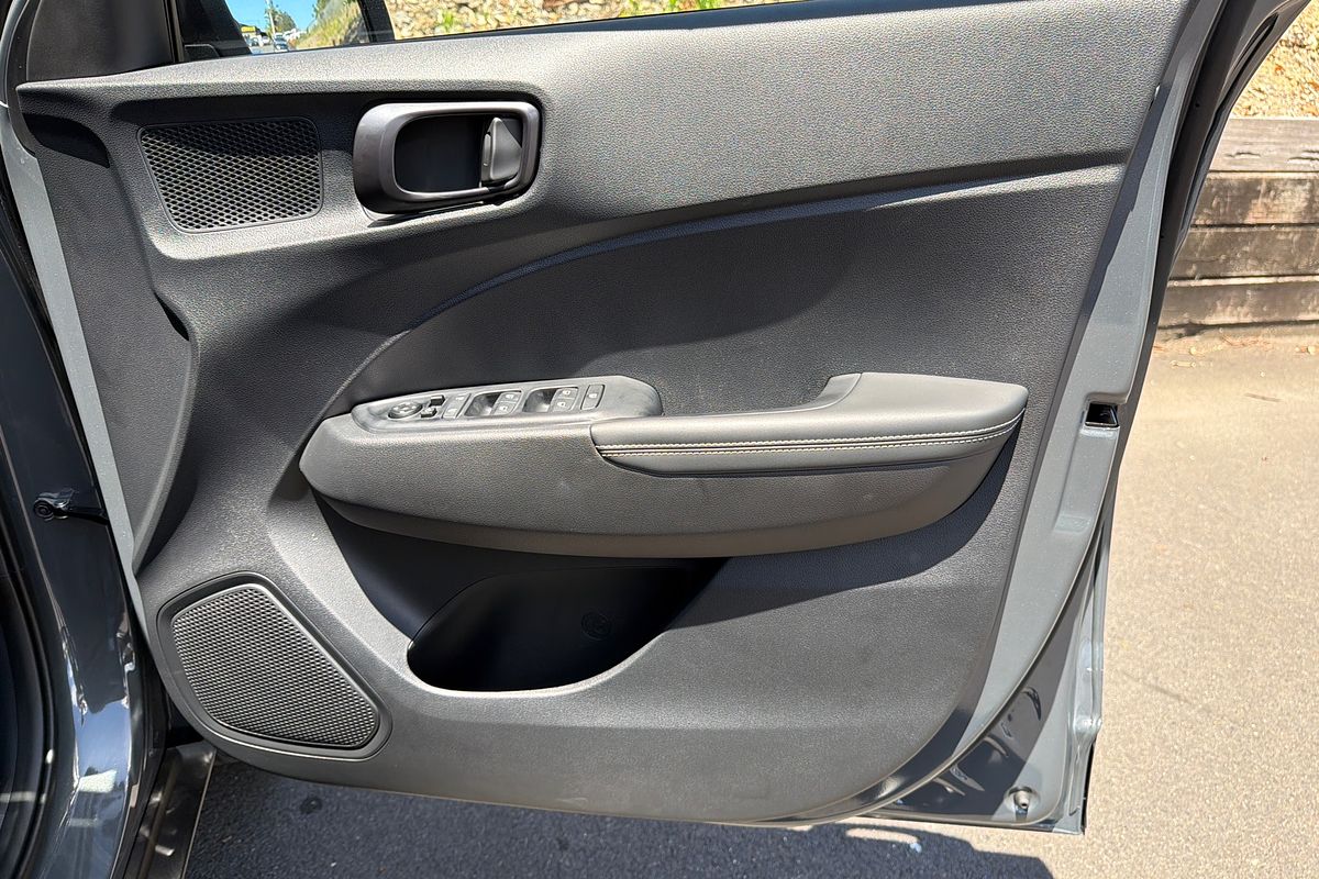 2025 Hyundai Venue Elite QX.V5