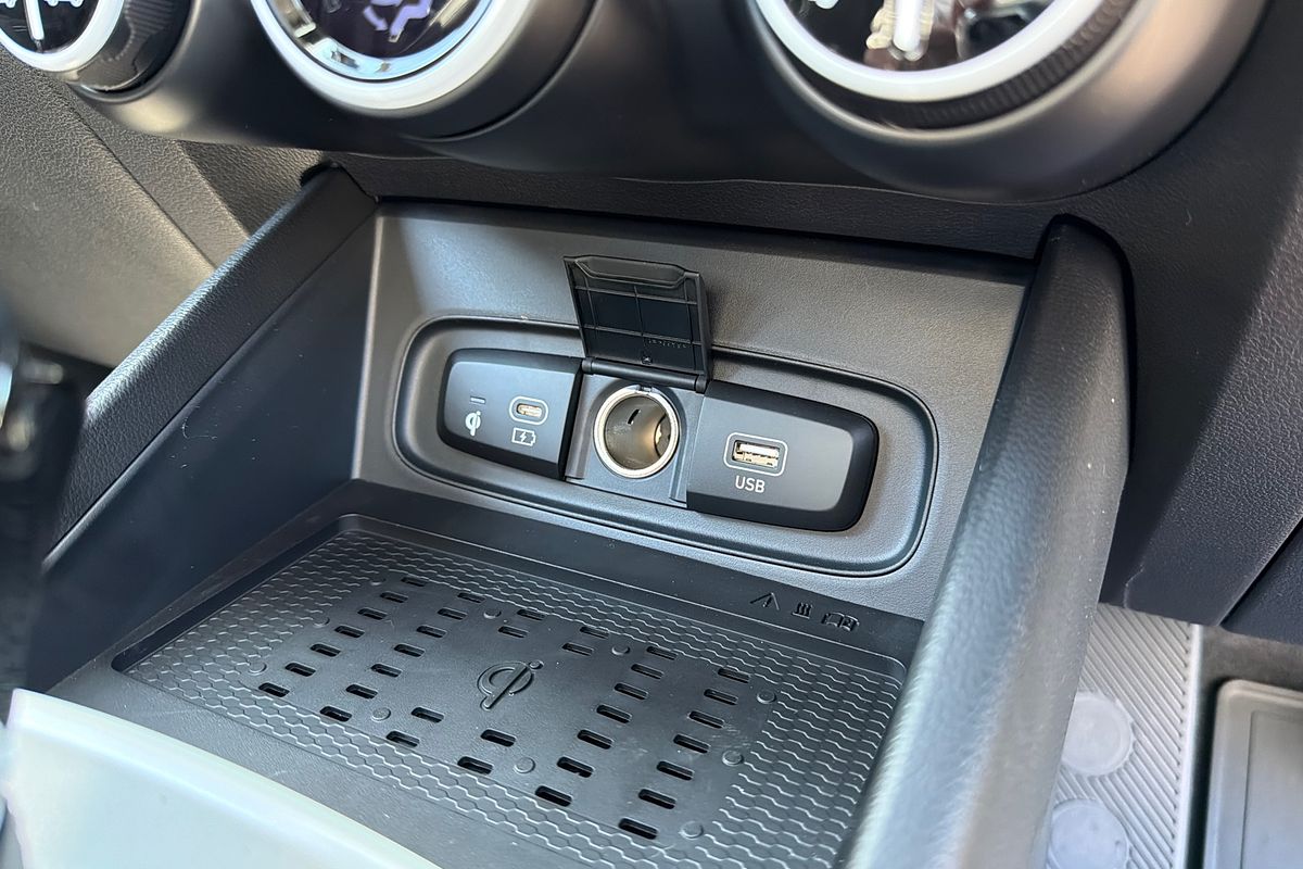 2025 Hyundai Venue Elite QX.V5