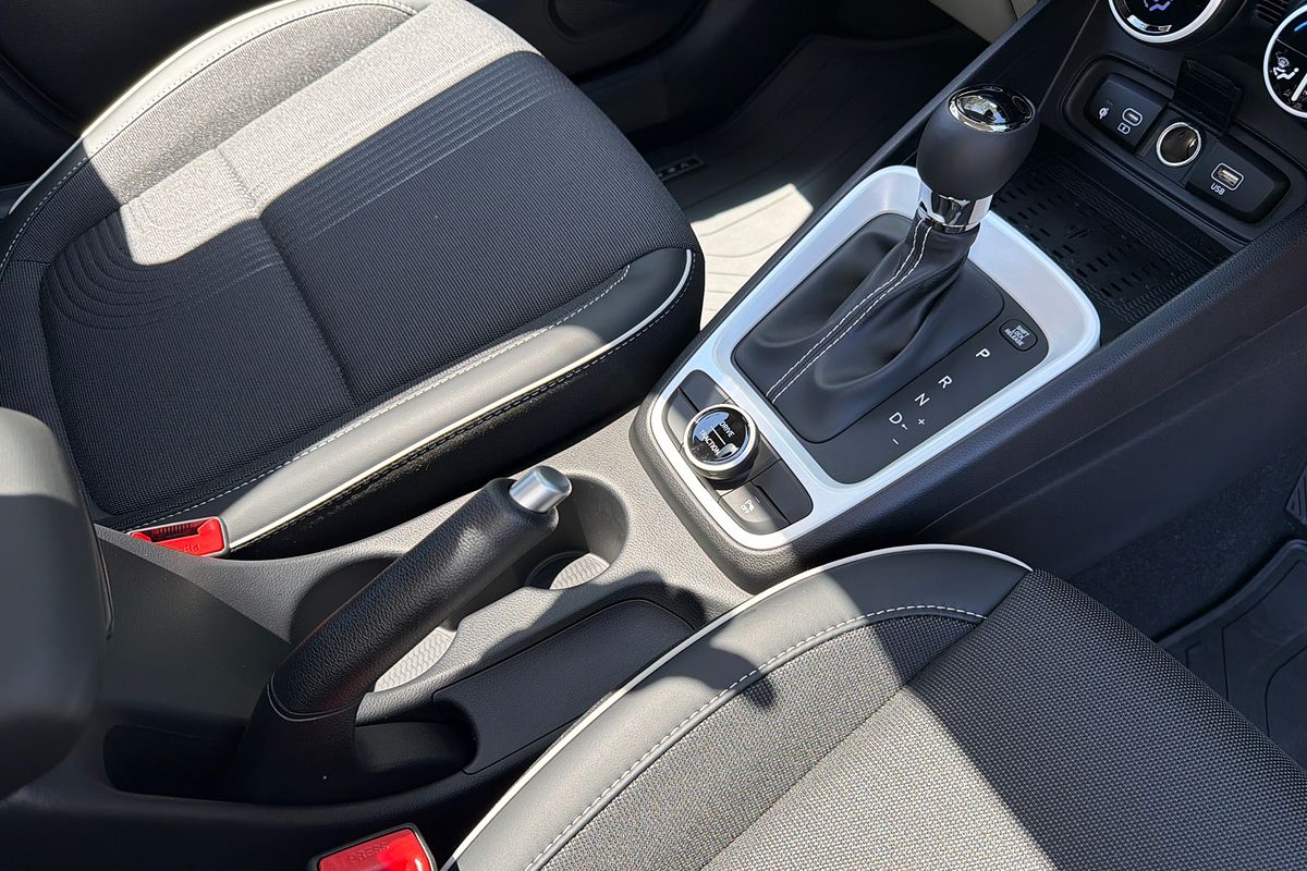 2025 Hyundai Venue Elite QX.V5