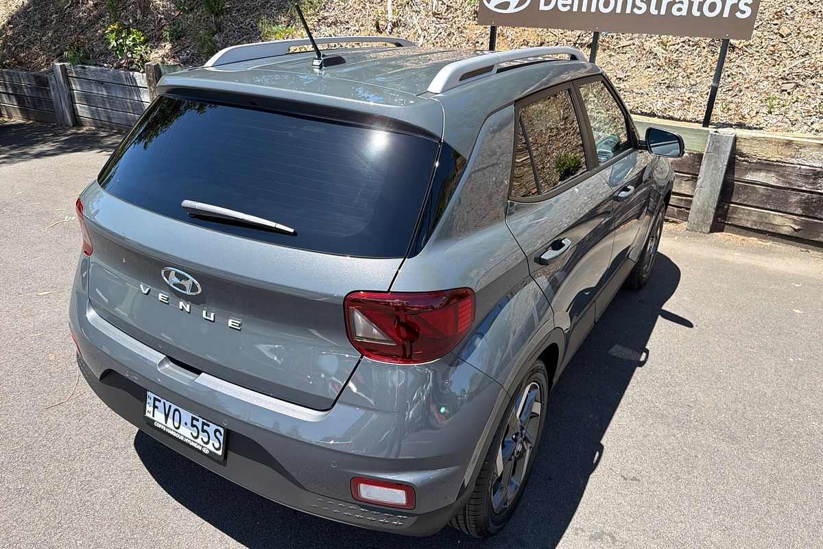 2025 Hyundai Venue Elite QX.V5
