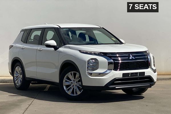 2025 Mitsubishi Outlander ES ZM