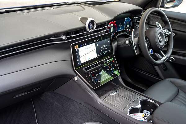 2024 Maserati Grecale GT M182