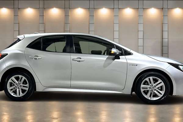 2022 Toyota Corolla Ascent Sport Hybrid ZWE211R