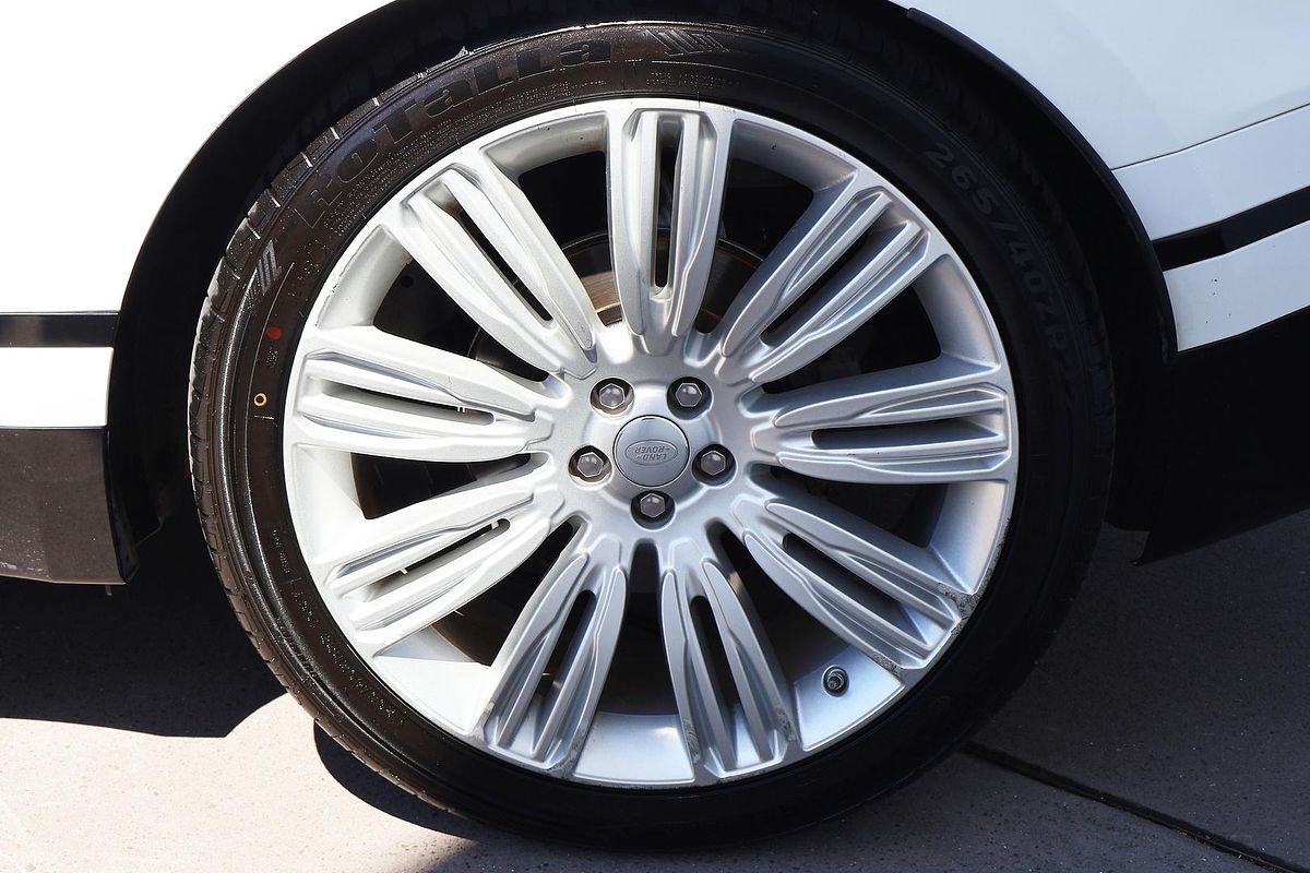 2018 Land Rover Range Rover Velar D240 SE L560