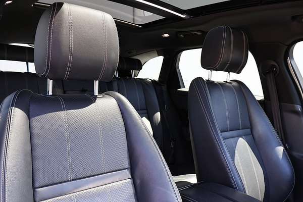 2018 Land Rover Range Rover Velar D240 SE L560