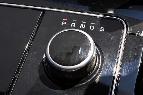 2018 Land Rover Range Rover Velar D240 SE L560