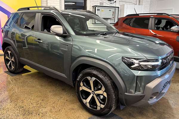 2025 Renault Duster Techno X1311