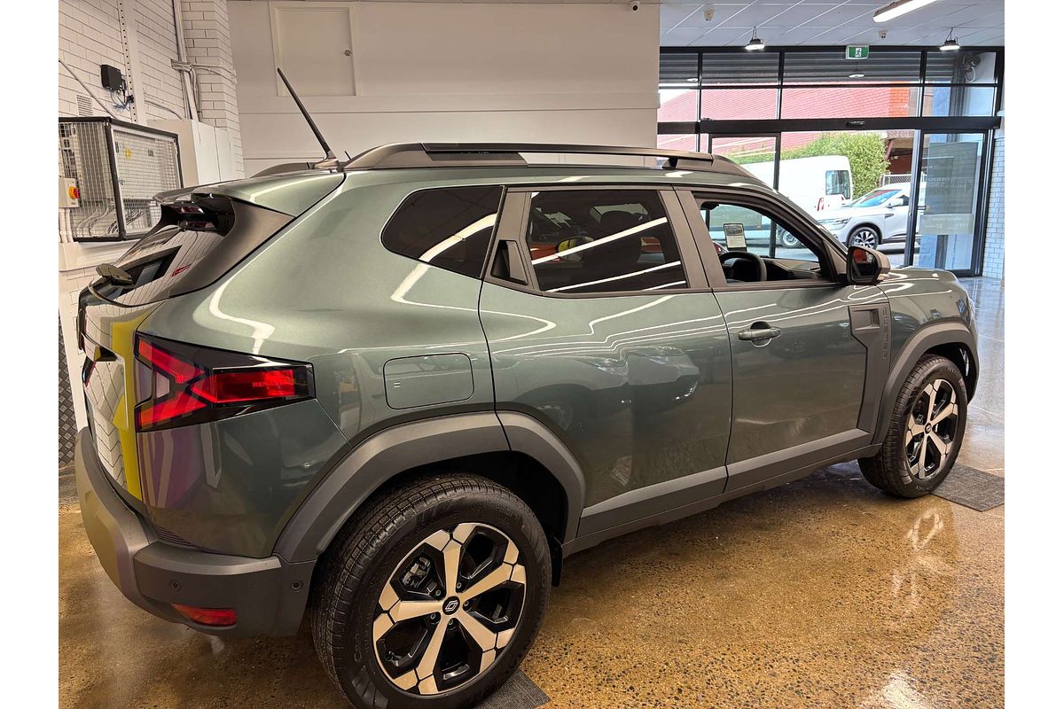 2025 Renault Duster Techno X1311