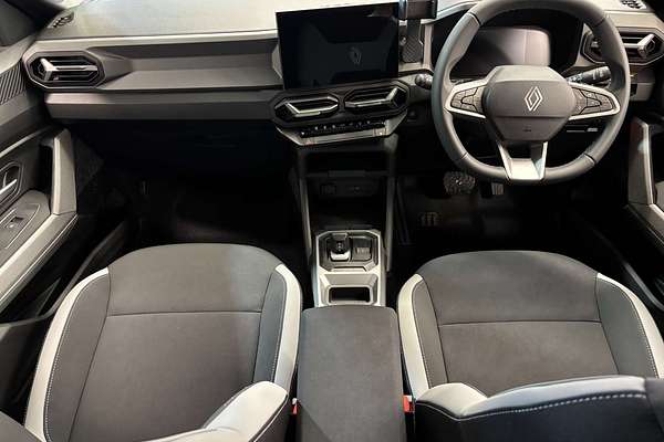 2025 Renault Duster Techno X1311