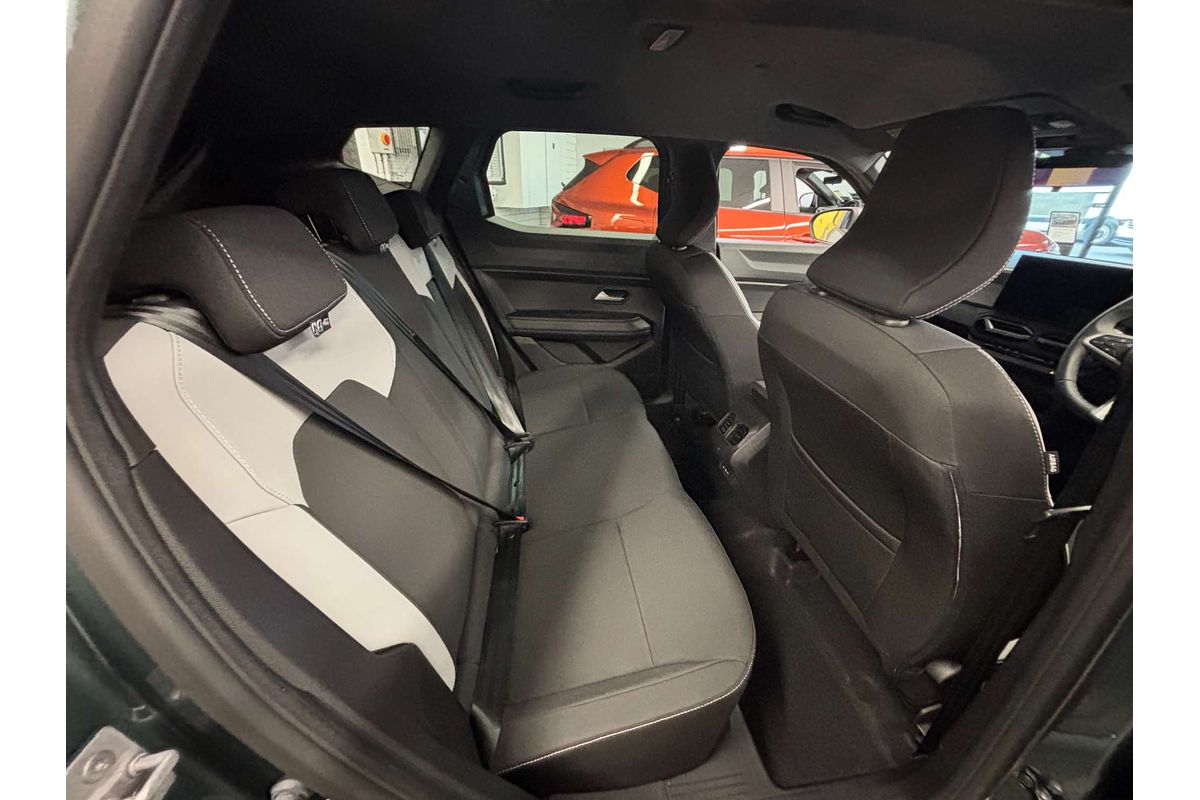 2025 Renault Duster Techno X1311